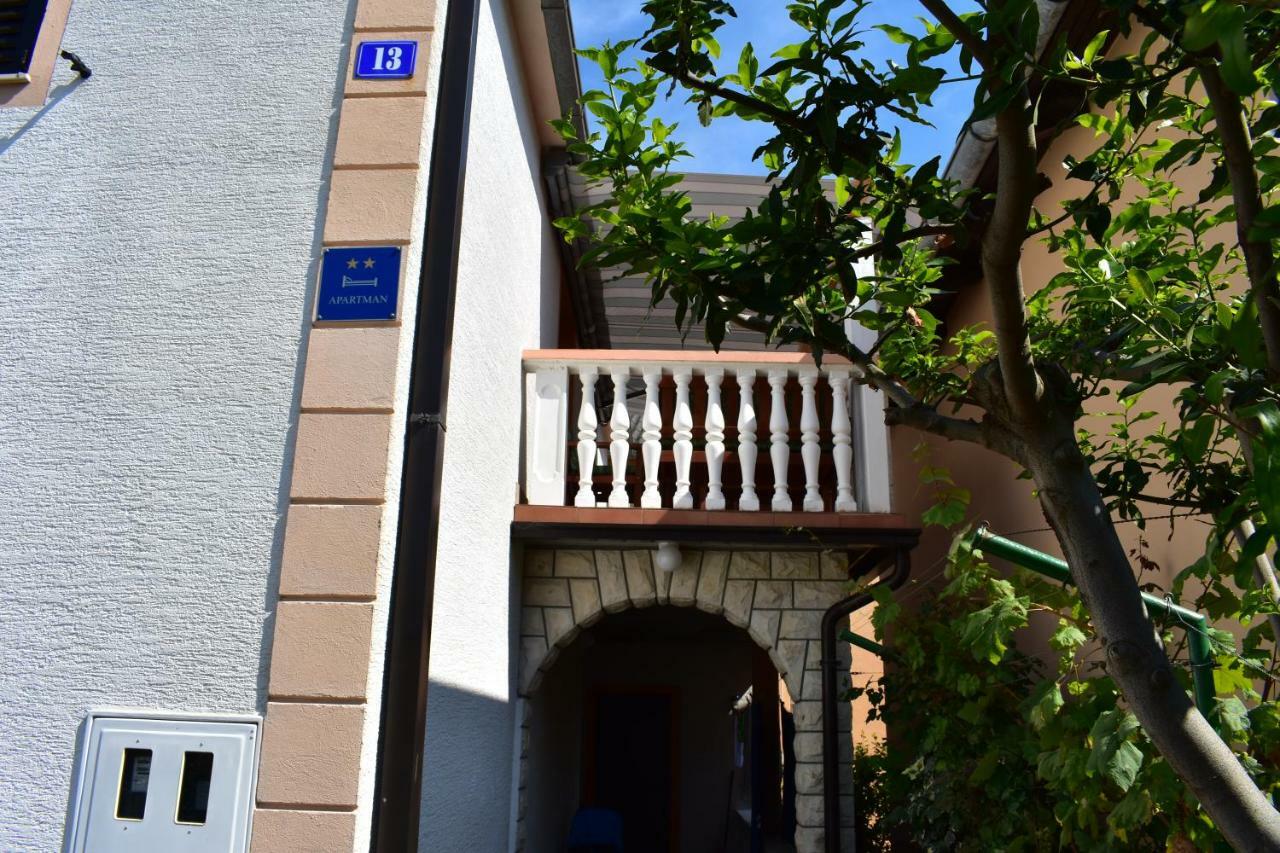 Apartman Nin-Dodo Exterior foto